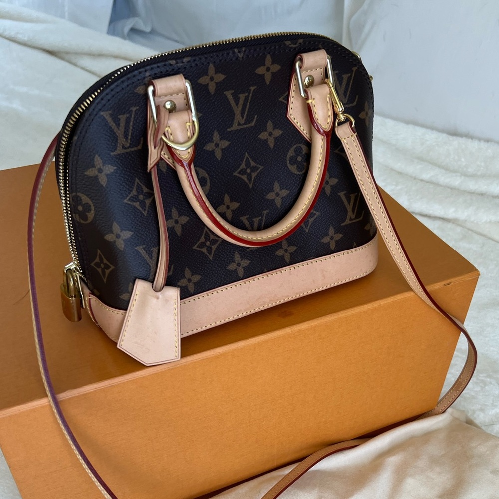 MONOGRAM LOUIS VUITTON ALMBA BB